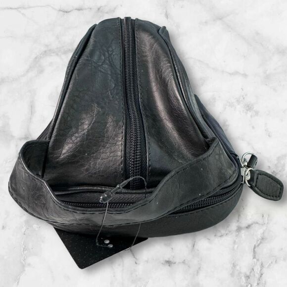 NWT Perry Ellis Men’s Faux Leather Travel Bag - Picture 2 of 8